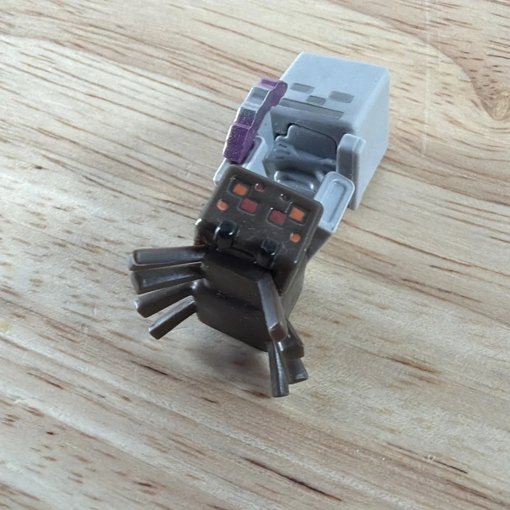 Minecraft TNT Series 25 Mini Figures Skeleton On Spider NEW